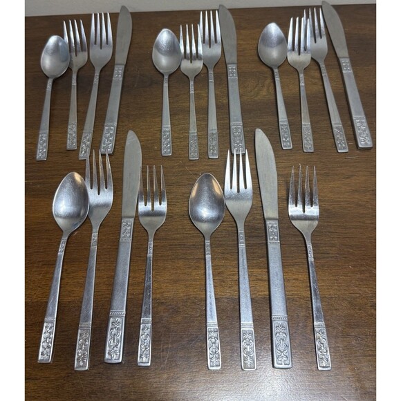 Other - MCM Customcraft Stainless CUS3 Fleur De Lis Flatware 20 Piece Knife Spoon 2 Fork